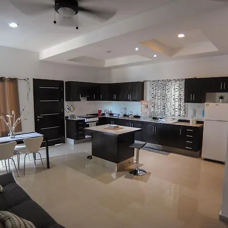 Casa Felicidad Apartment